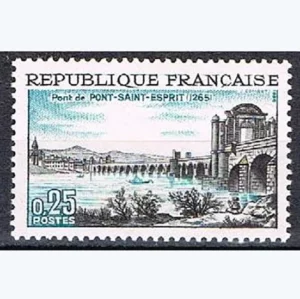 Timbre français 1966 Pont Saint esprit YT 1481**